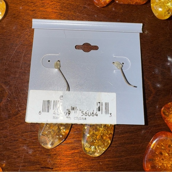 VTG Worthington Bold Collection Necklace & Earrings Set Baltic Amber Look NWT - Picture 5 of 7